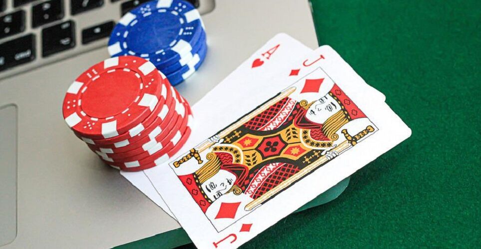 Play Online Poker Legally in 2022